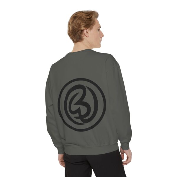 Astronaut Sweatshirt - Cosmic Vibes, Unisex Fashion, Gift for Space Lovers, Trendy Apparel, Casual Wear - Image 16