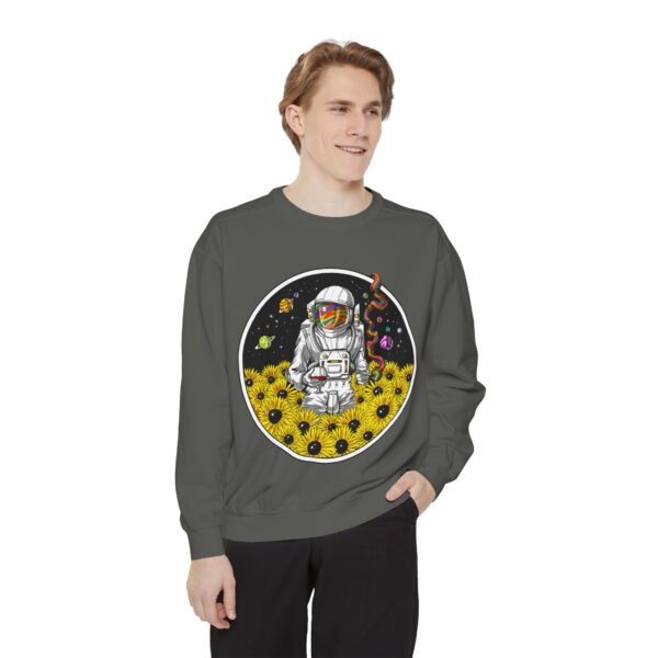 Astronaut Sweatshirt - Cosmic Vibes, Unisex Fashion, Gift for Space Lovers, Trendy Apparel, Casual Wear - Image 15