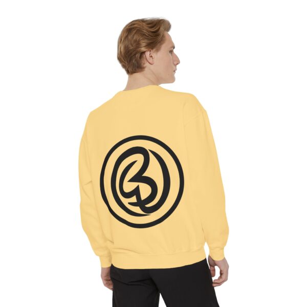 Astronaut Sweatshirt - Cosmic Vibes, Unisex Fashion, Gift for Space Lovers, Trendy Apparel, Casual Wear - Image 12