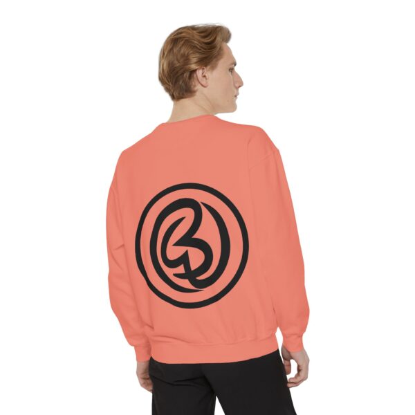 Astronaut Sweatshirt - Cosmic Vibes, Unisex Fashion, Gift for Space Lovers, Trendy Apparel, Casual Wear - Image 8