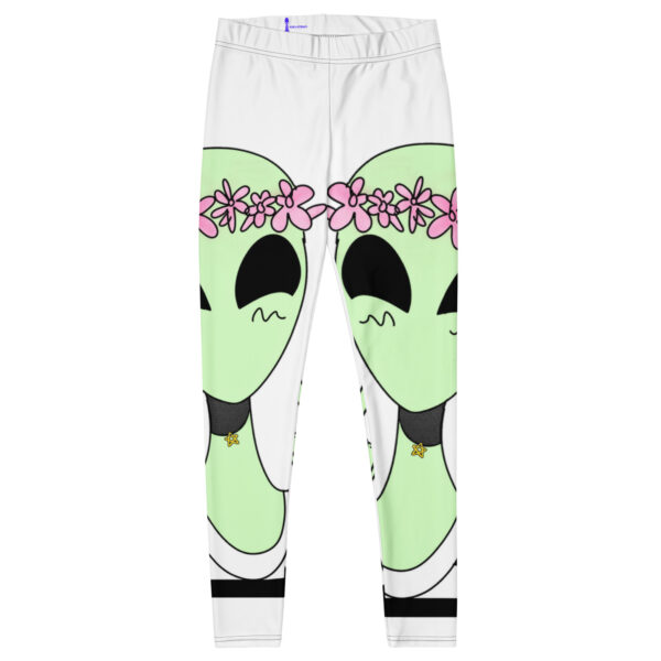 Pretty AlienGirl Leggings – Kawaii green alien print with pink flower crown, festival/yoga-ready women’s streetwear